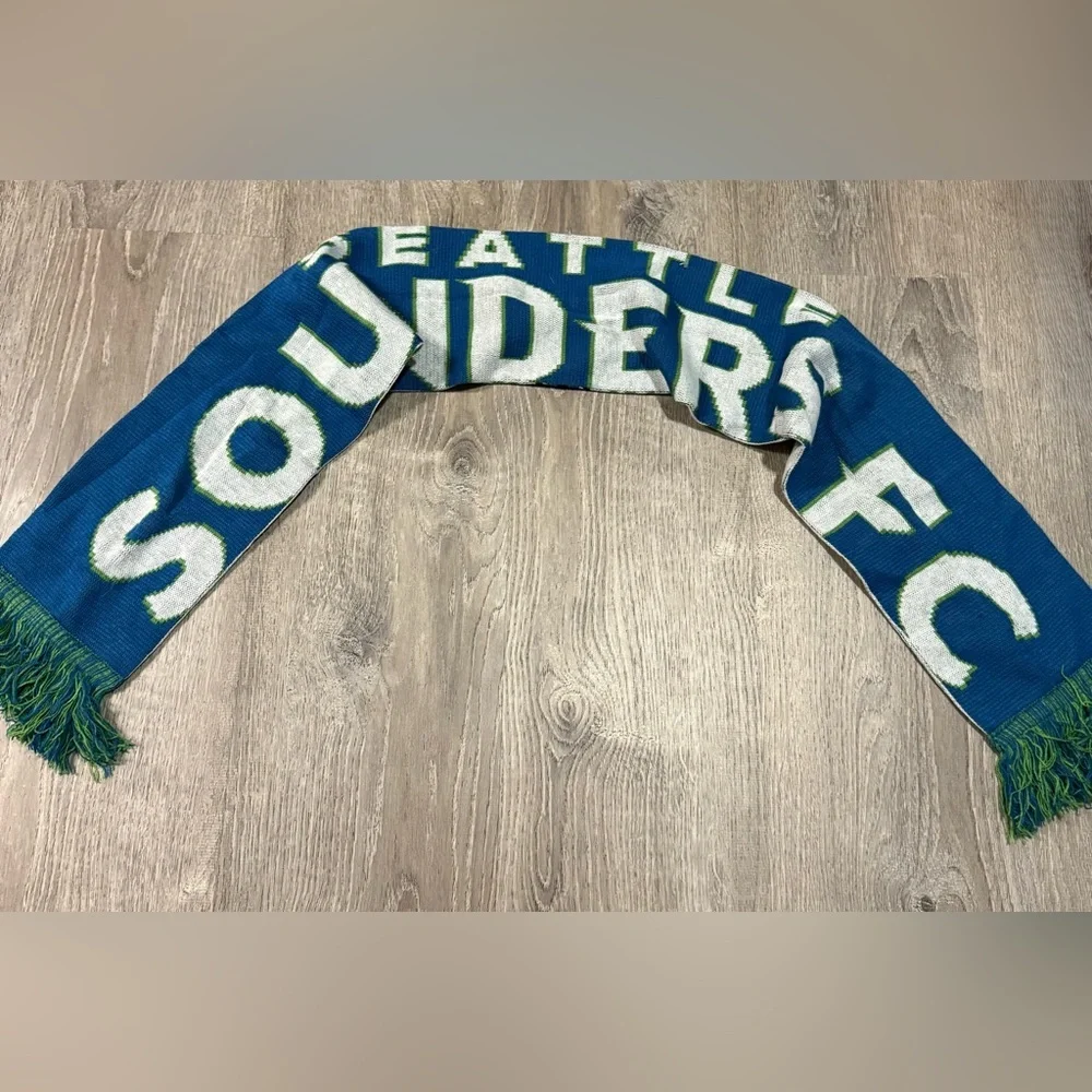Adidas Seattle Sounders FC Scarf 2011 Season Ticket Member Knit Soccer Fan Gear